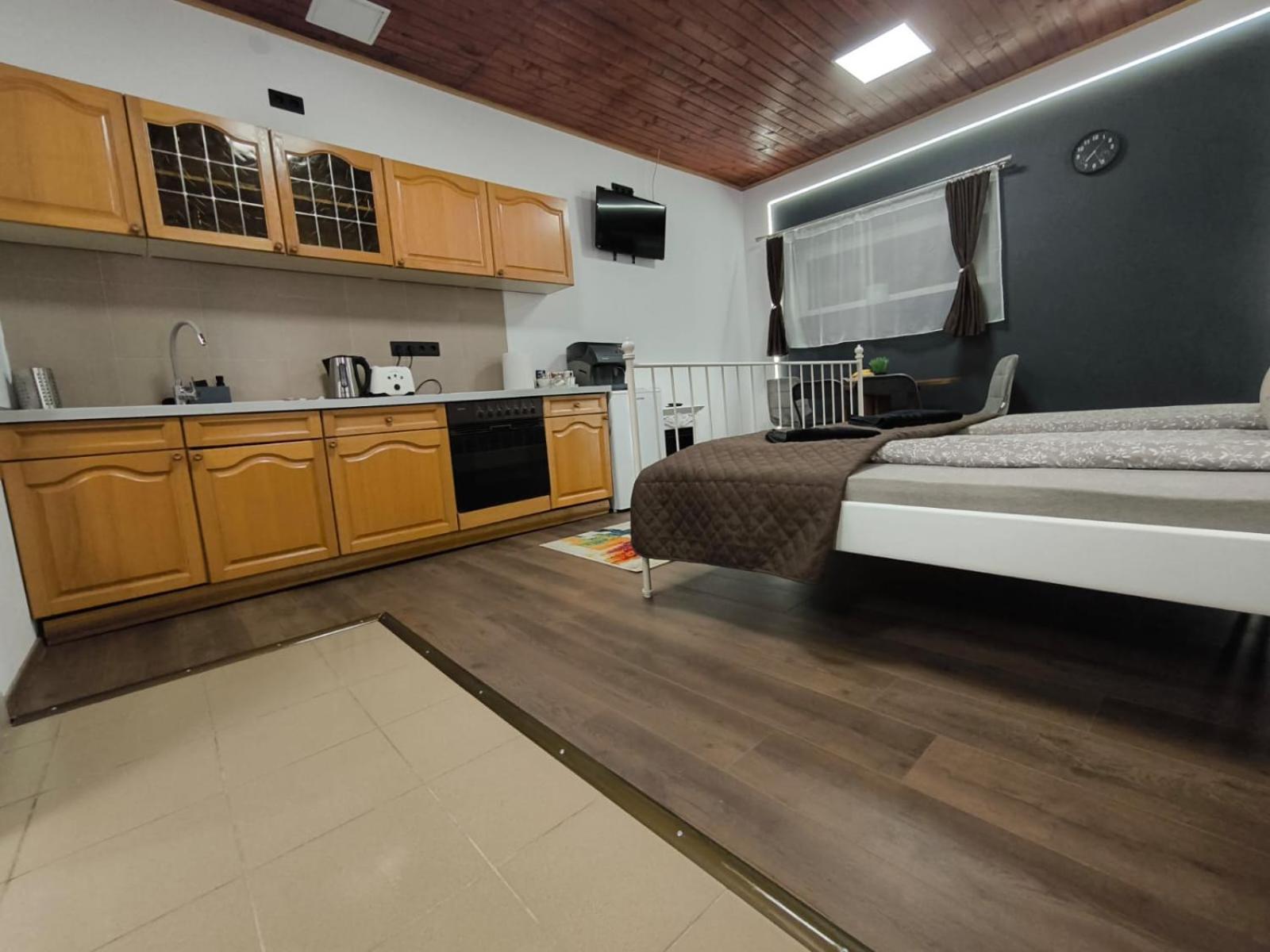 ميركورا تشيوك Morrison Apartments المظهر الخارجي الصورة