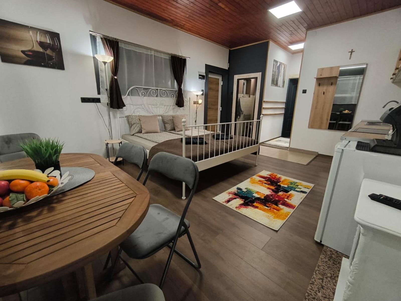 ميركورا تشيوك Morrison Apartments المظهر الخارجي الصورة