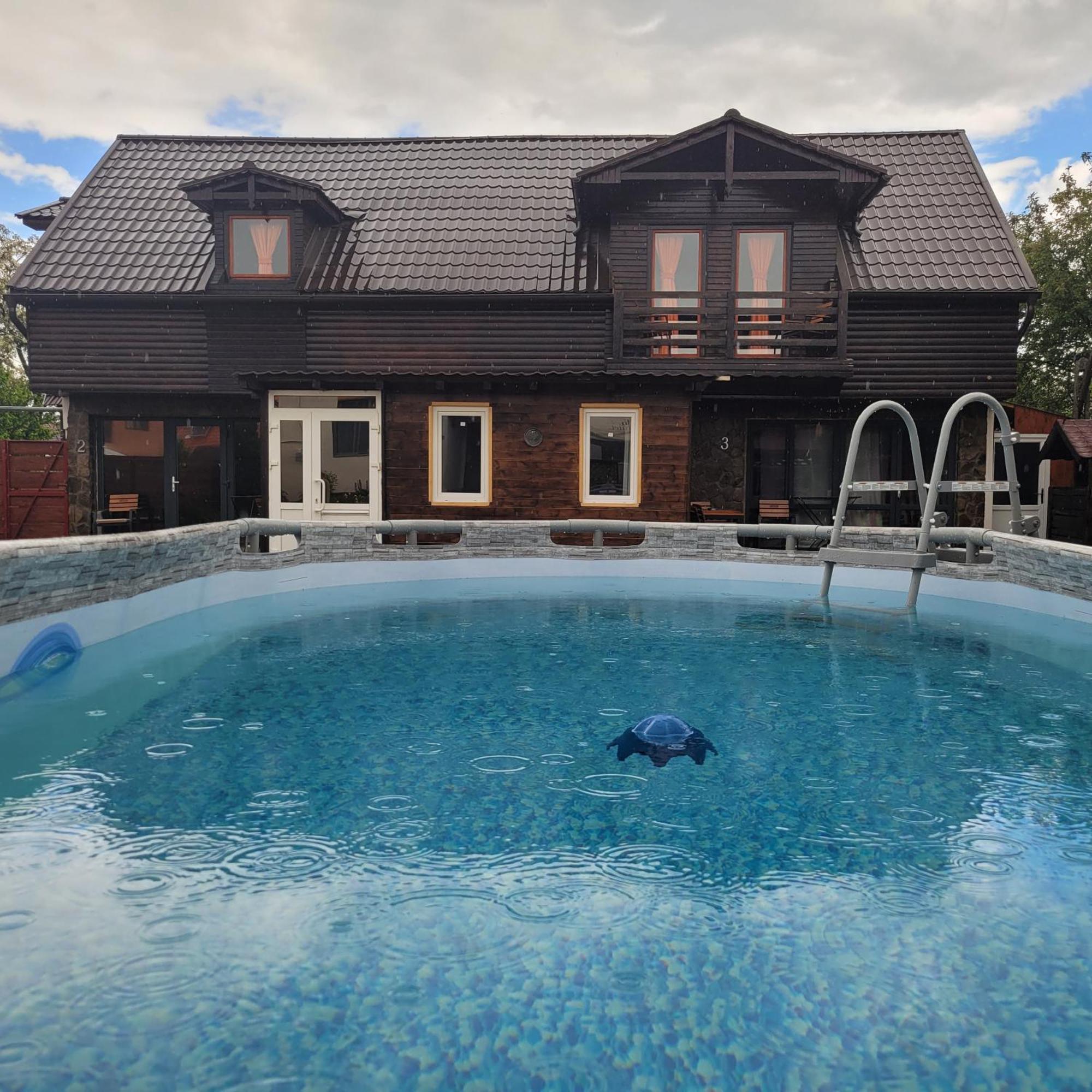ميركورا تشيوك Morrison Apartments المظهر الخارجي الصورة